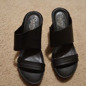 Kenneth Cole Unlisted Wedge